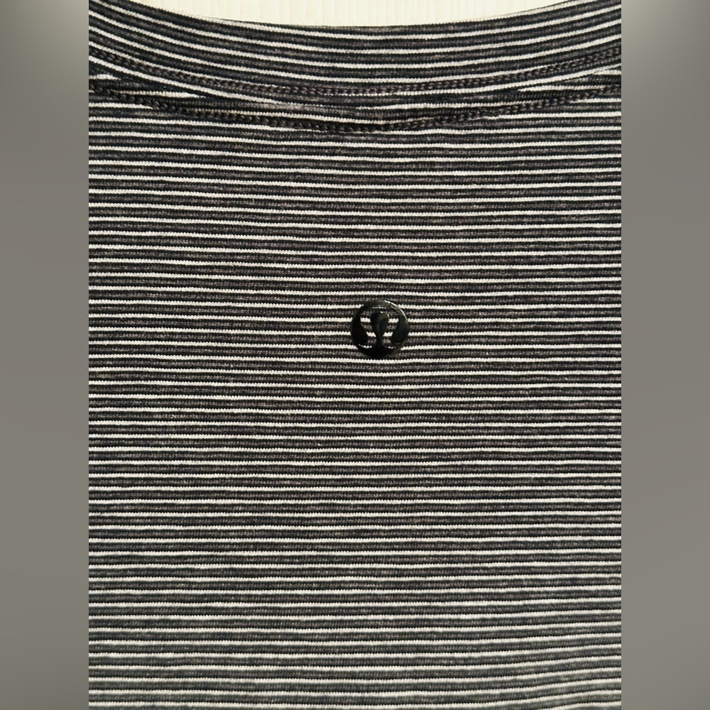 Lululemon Speed Long Sleeve Smallish Stripe Black Heathered Smooth Silver XL? - Picture 5 of 5